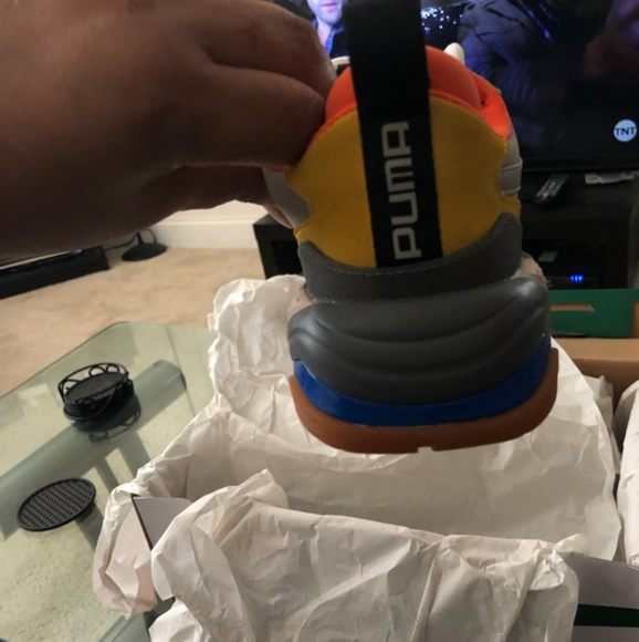 Puma - Picture 3 of 3